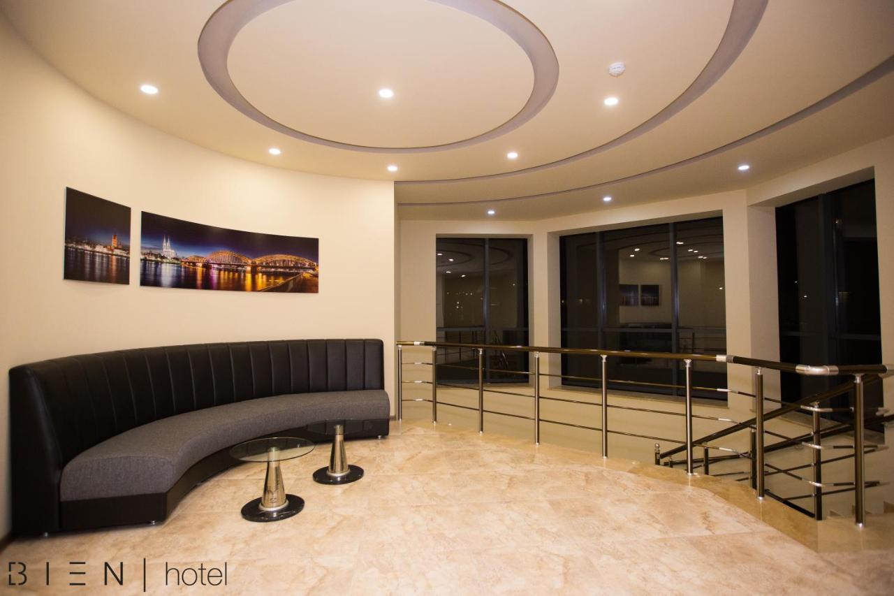Bien Hotel Yerevan Ngoại thất bức ảnh